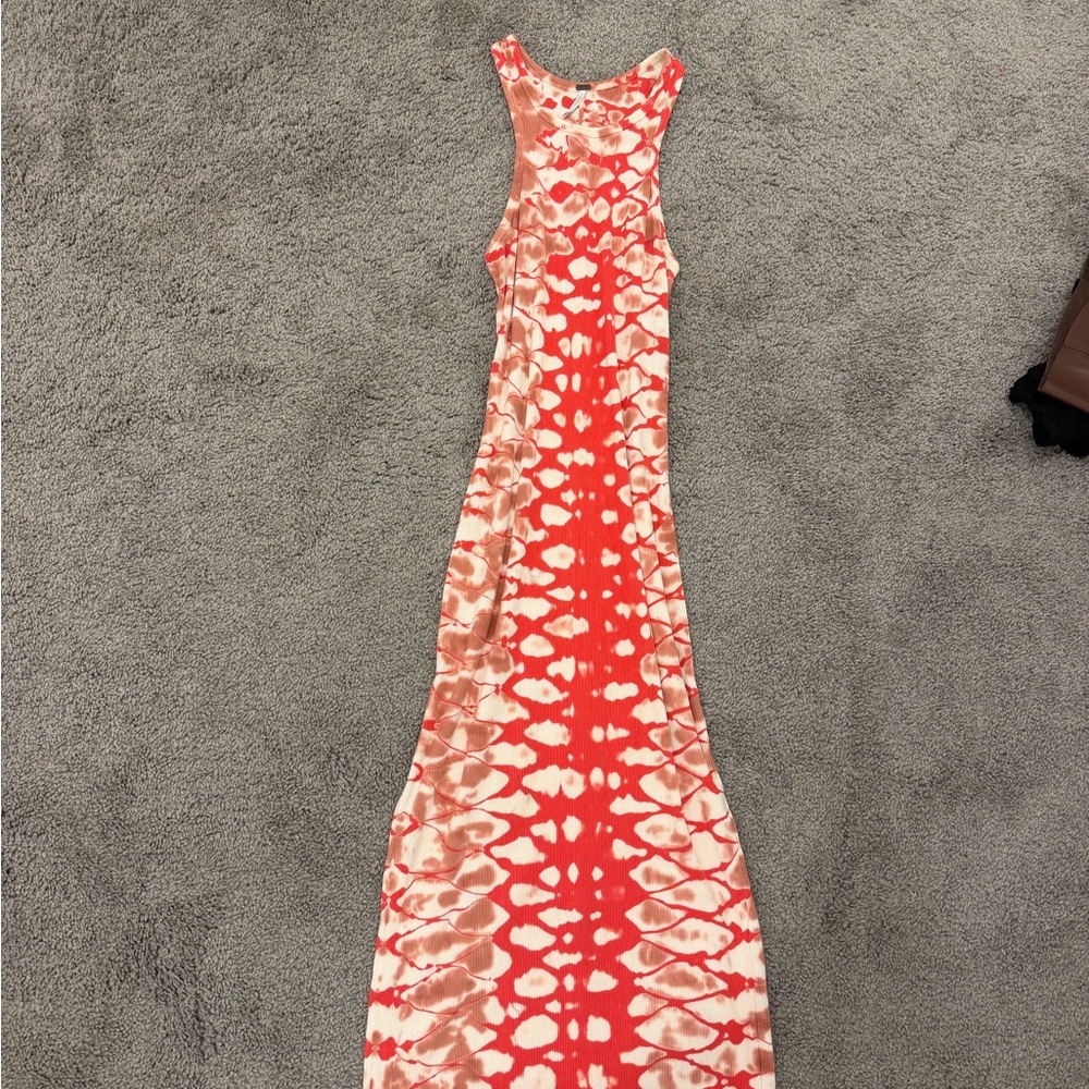 Vibrant Red and White Tie-Dye Maxi Dress